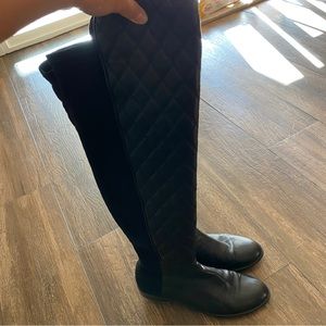 stuart weitzman black quilted boots